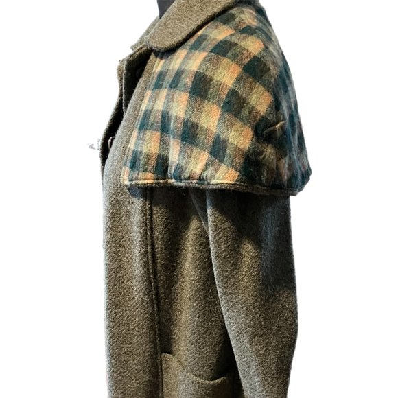 Wool vintage coat with detachable, reversible plaid capelet - Picture 4 of 9